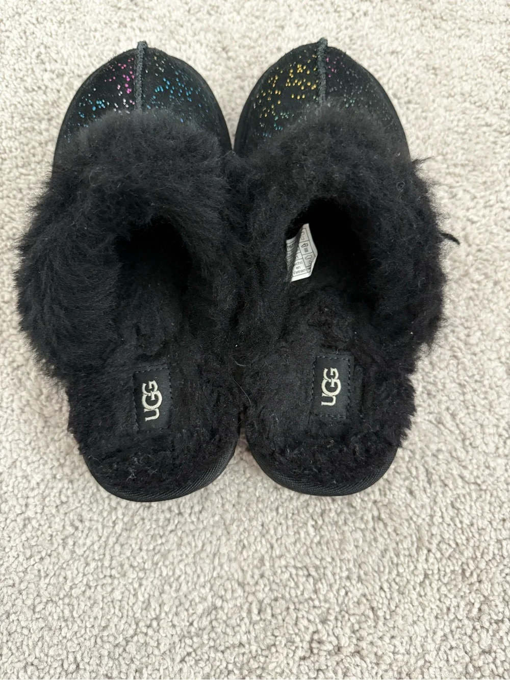 UGG Cozy II - Kids Black Sheepskin Slide Slippers with Multicolor Glitter